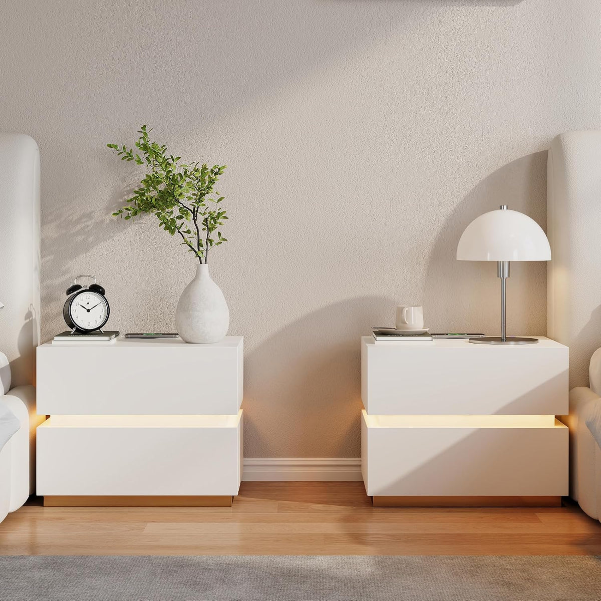 Ladestation 2er Nachttisch Set mit kabelloser, LED Smart Nachtschrank mit Schubladen & USB-Anschlüssen